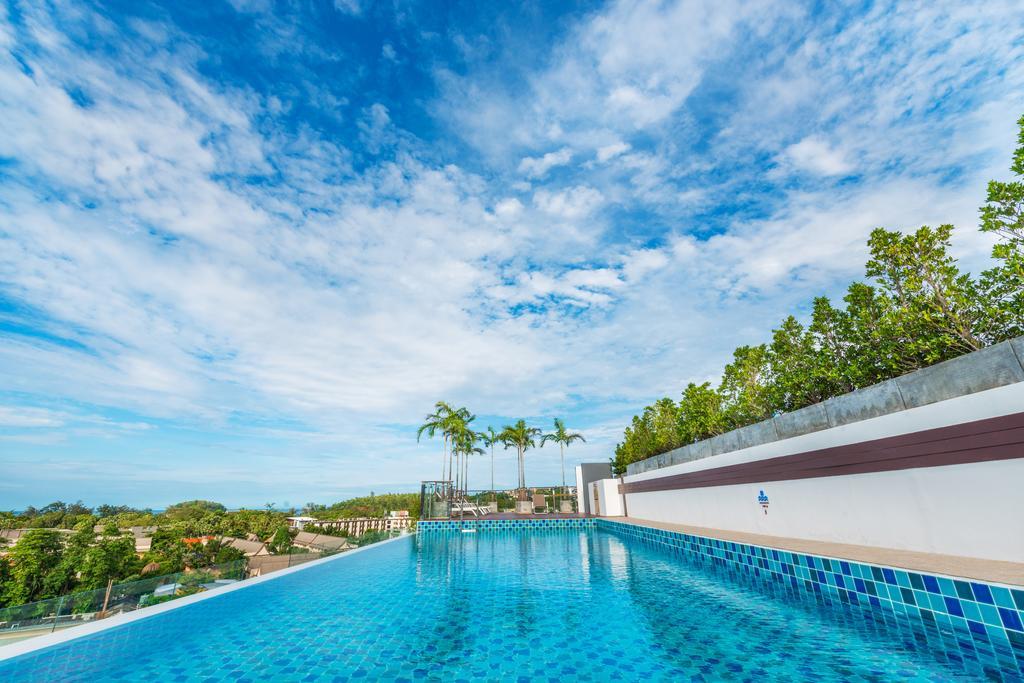 Ozone Condotel,