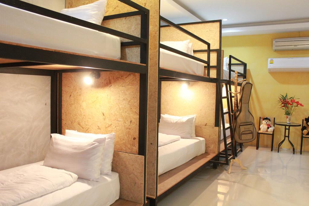 Eat N Sleep Hotel