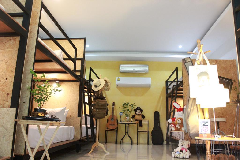 Hotel Eat N Sleep Phuket