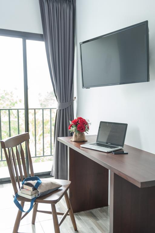 The Sixteenth Surin Apartment *