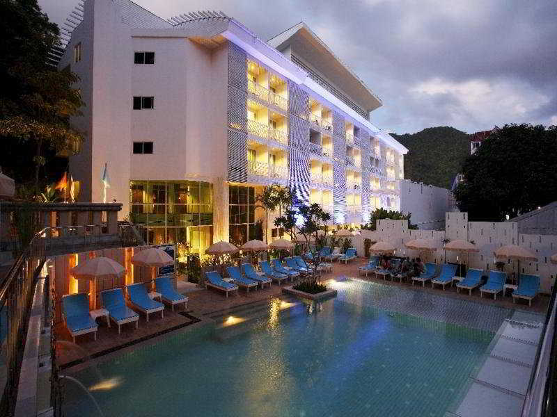 Hotel White Peach