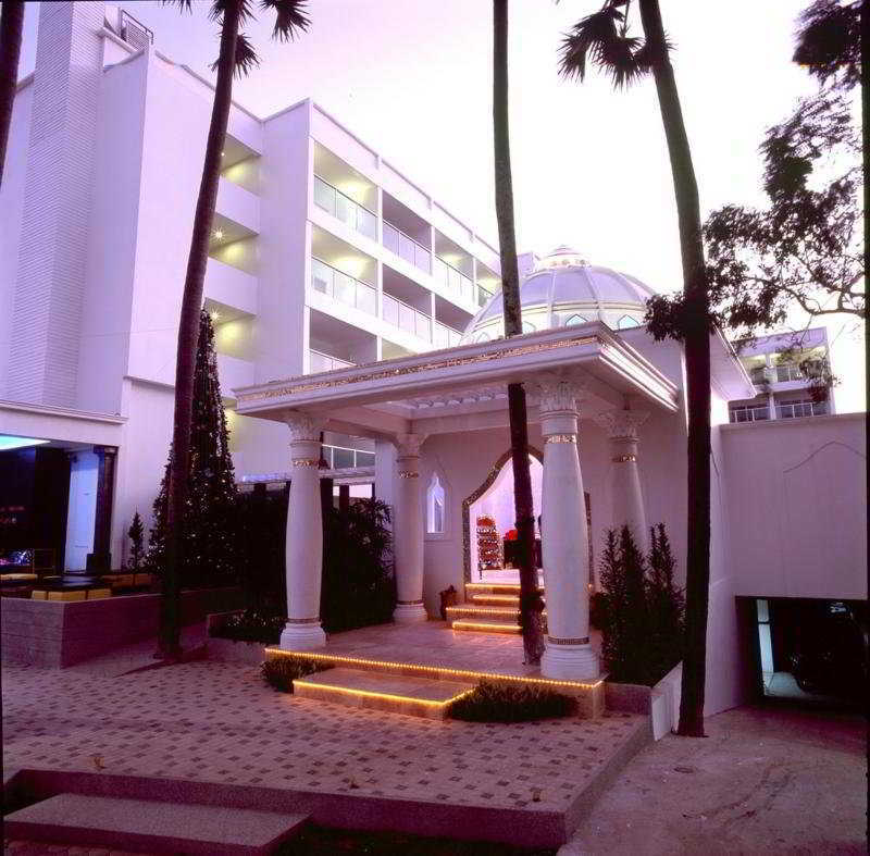 Resort Chanalai Romantica - Adults Only, Beach Strand Kata