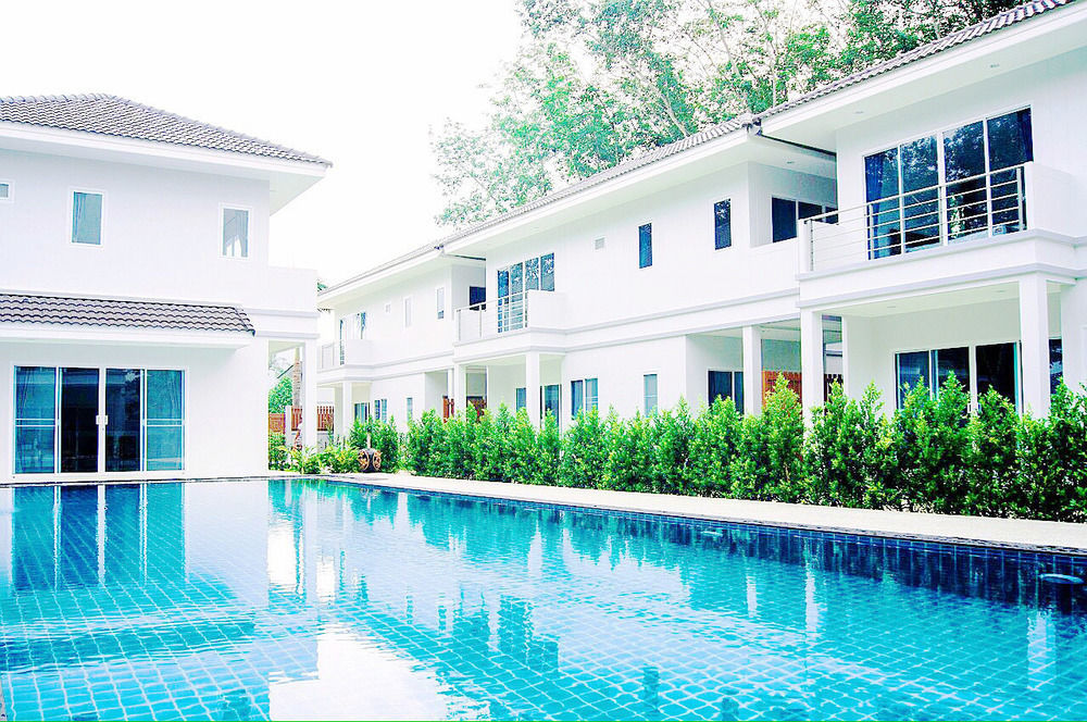 Jai House Phuket Holiday home *