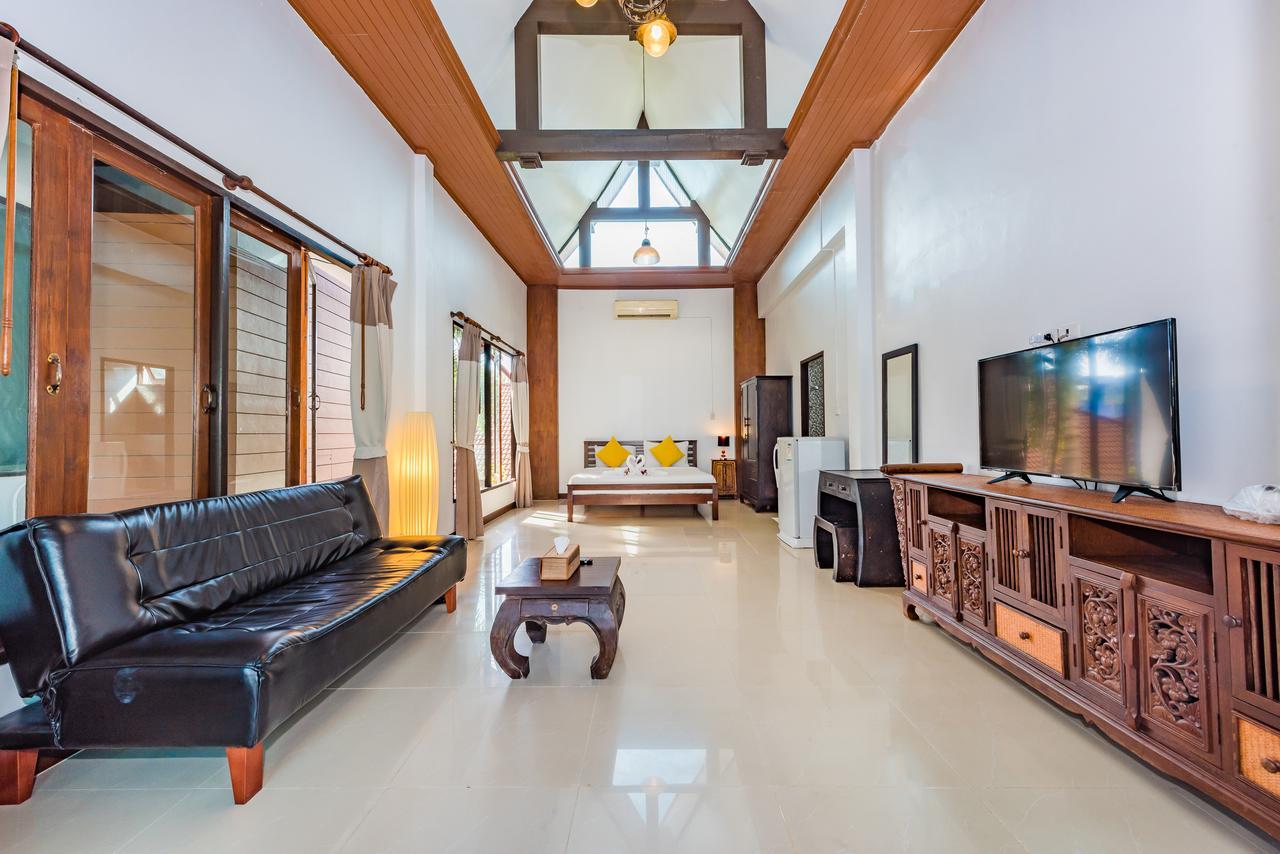 Assada Boutique Phuket Hotel 3*