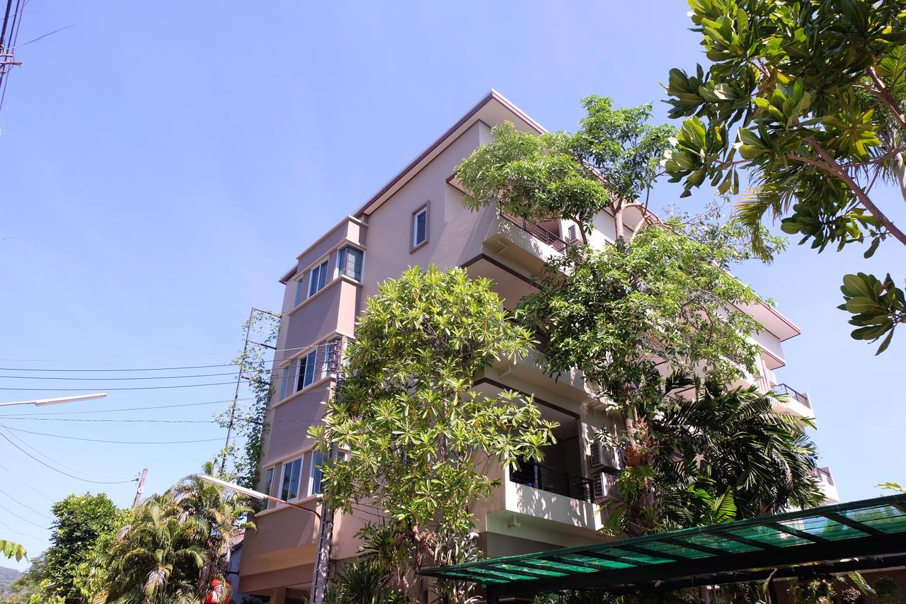 Guest house Benjamas Place