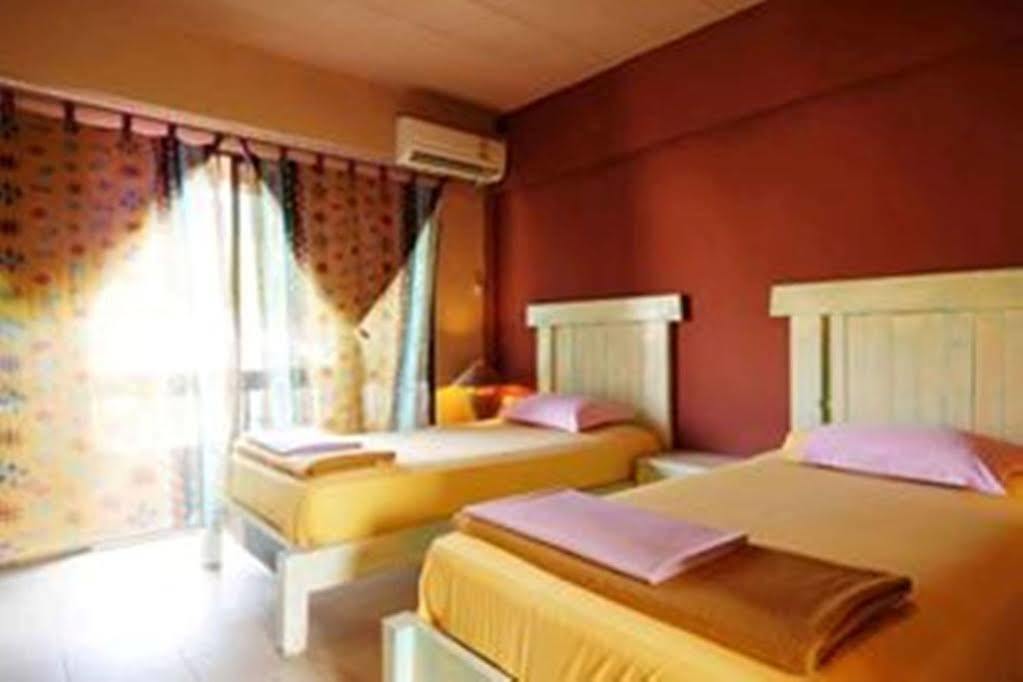 Guest house Casa Brazil Karon