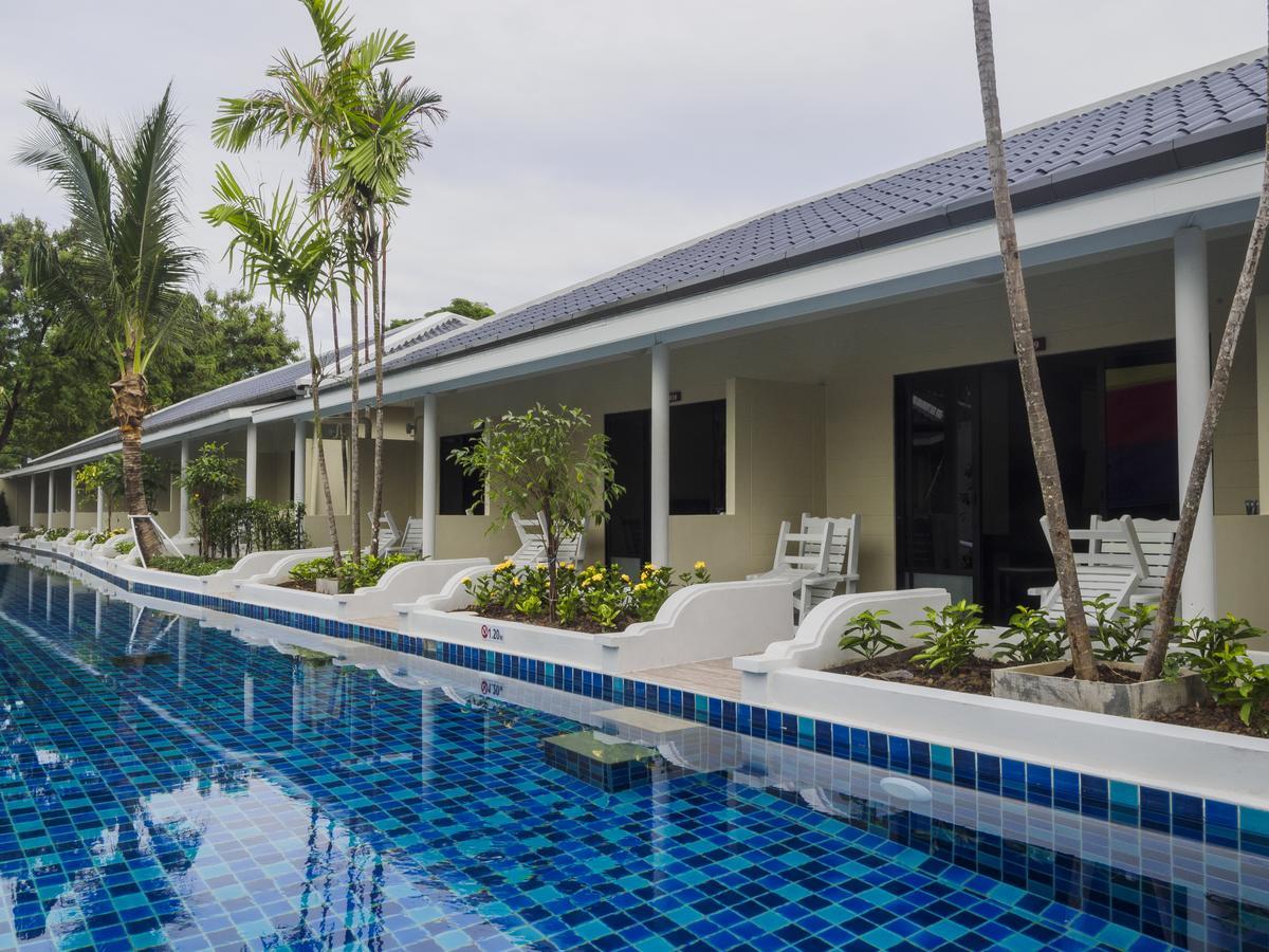 Tuana Brook Pool Access Resort