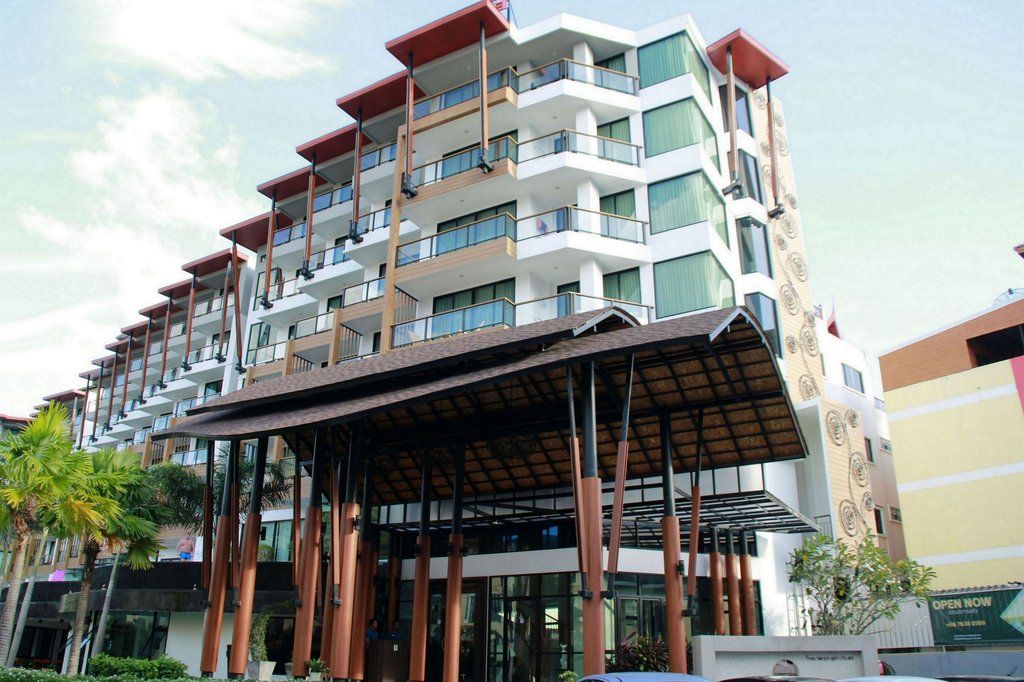 The Lunar Patong