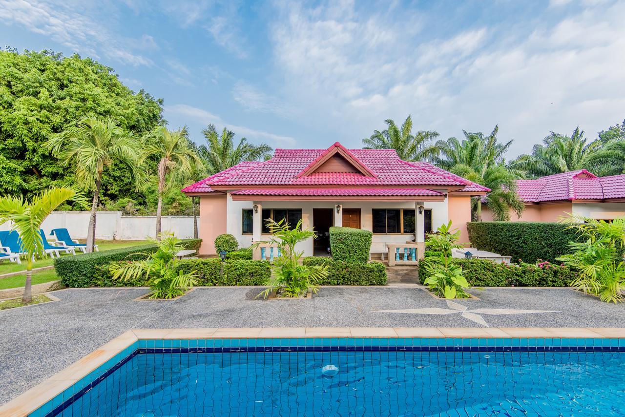 Tananza & Phuket Tempat peranginan 3*