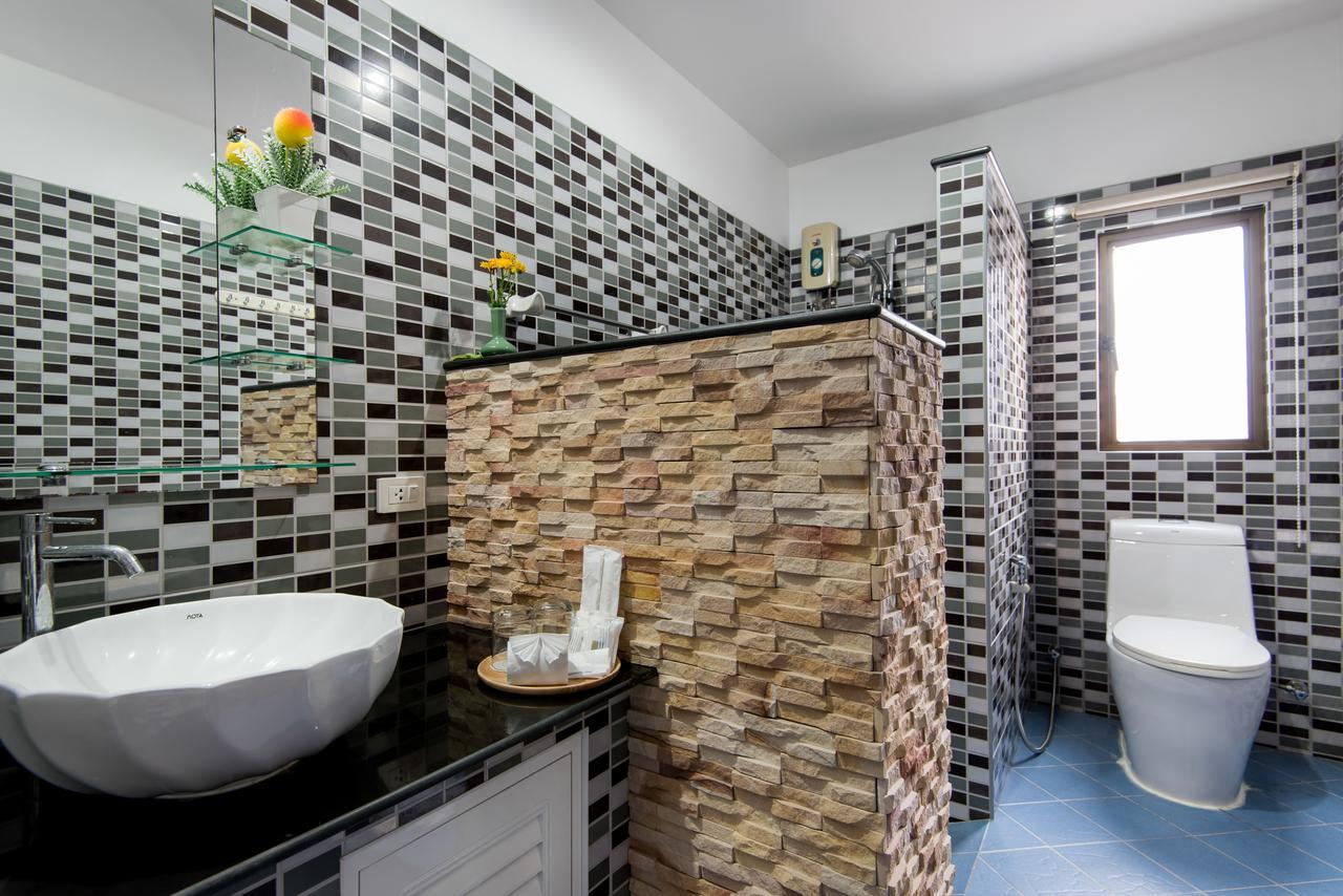 Tananza & Phuket Tempat peranginan 3*