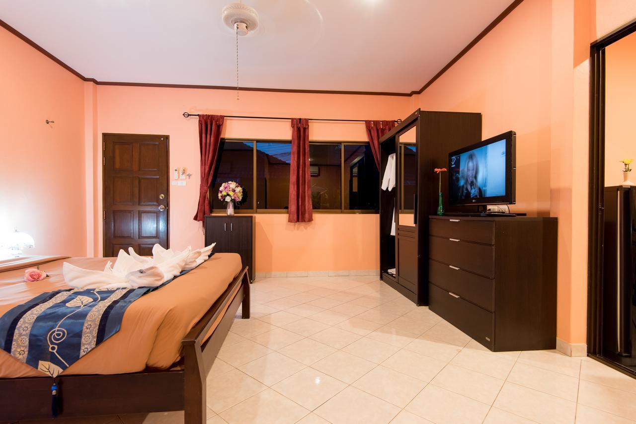 Tananza & Phuket Tempat peranginan