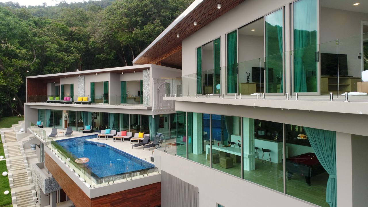 Thousand Hills - 9 Bedroom Luxury Villa, Nai Harn Beach *