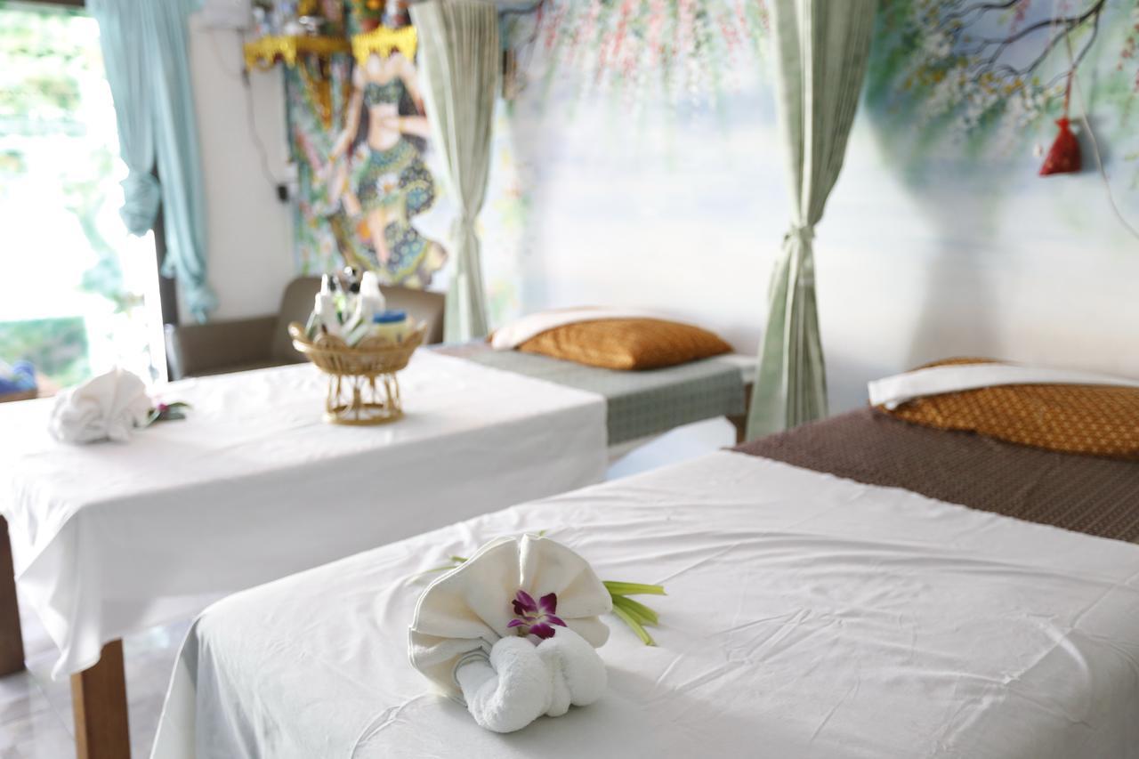 Baan Fantasea Hotel
