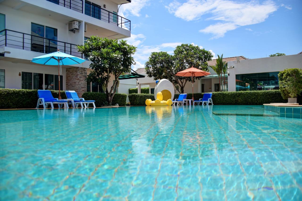 Hotel Pool Access 89 @rawai Rawai