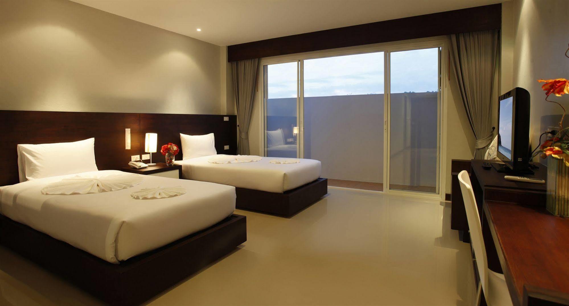 Nize Hotel Phuket