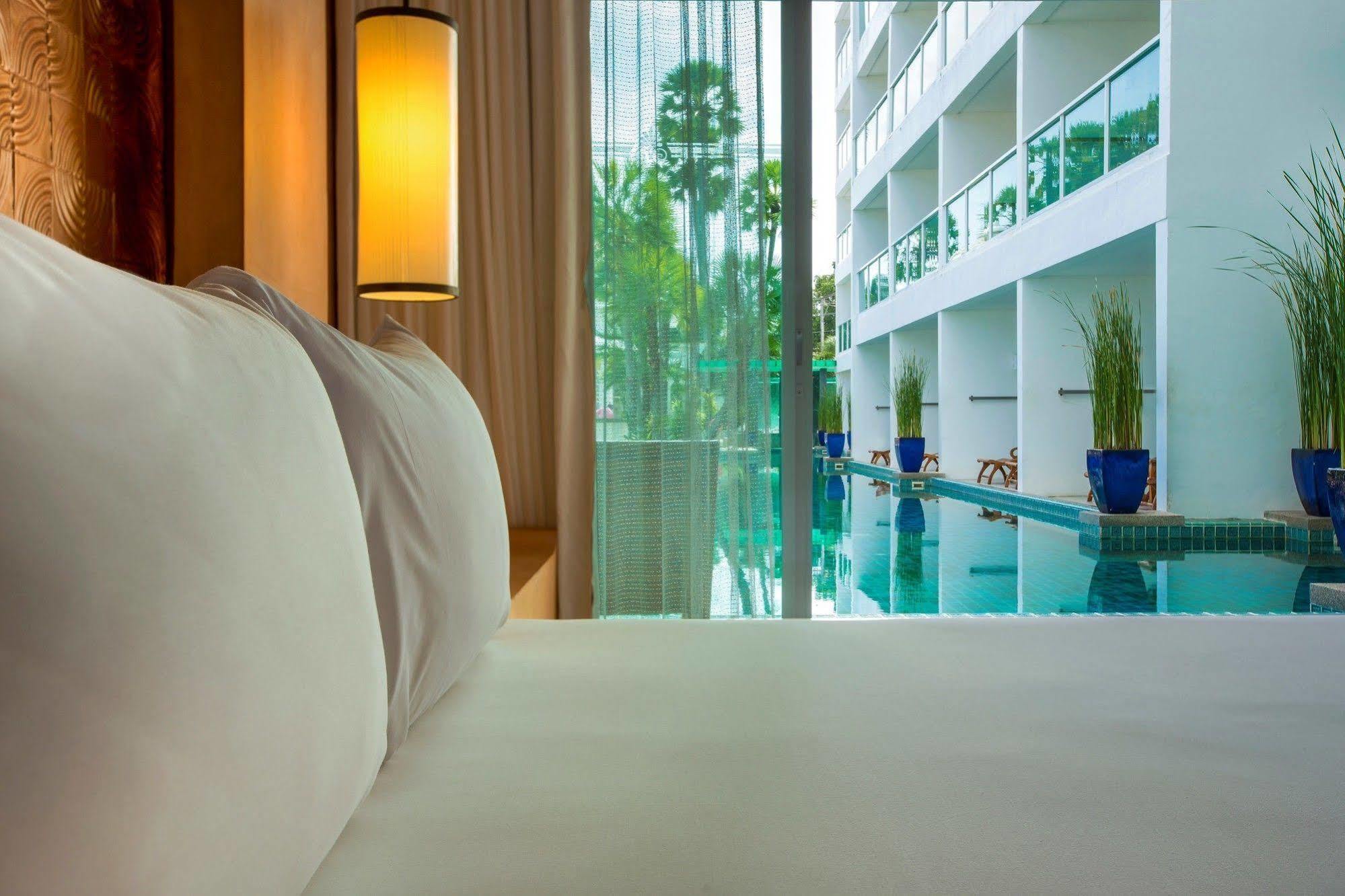 Resort Chanalai Romantica - Adults Only, Beach Strand Kata