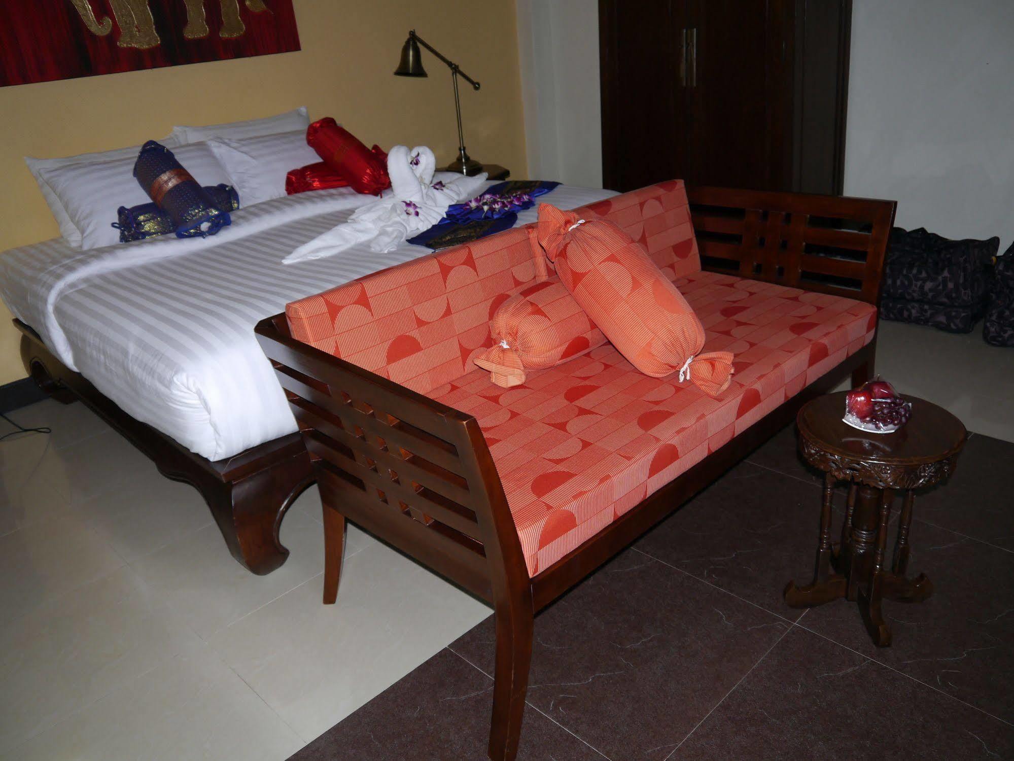 Resort Baan Wanicha Resort-sha Extra Plus Phuket