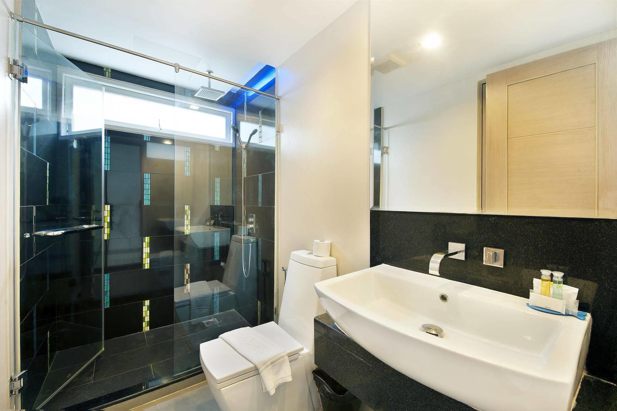 Aparthotel Ratana Platinum 4*