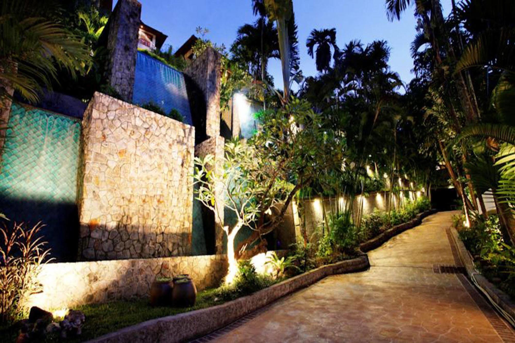 Patong Cottage Resort Tempat peranginan Patong
