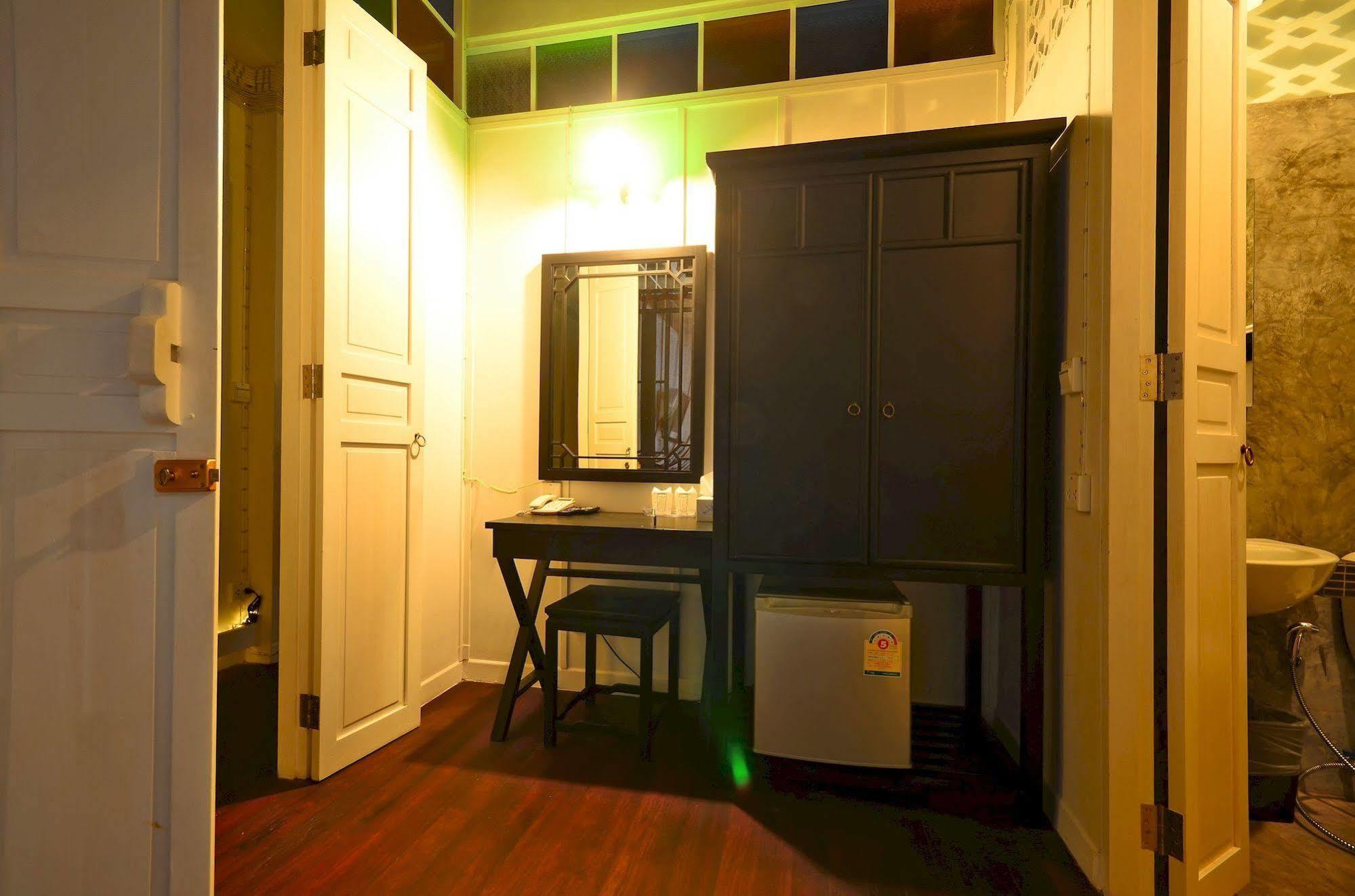 Gasthuis 99 Oldtown Boutique Sha Extra 2*