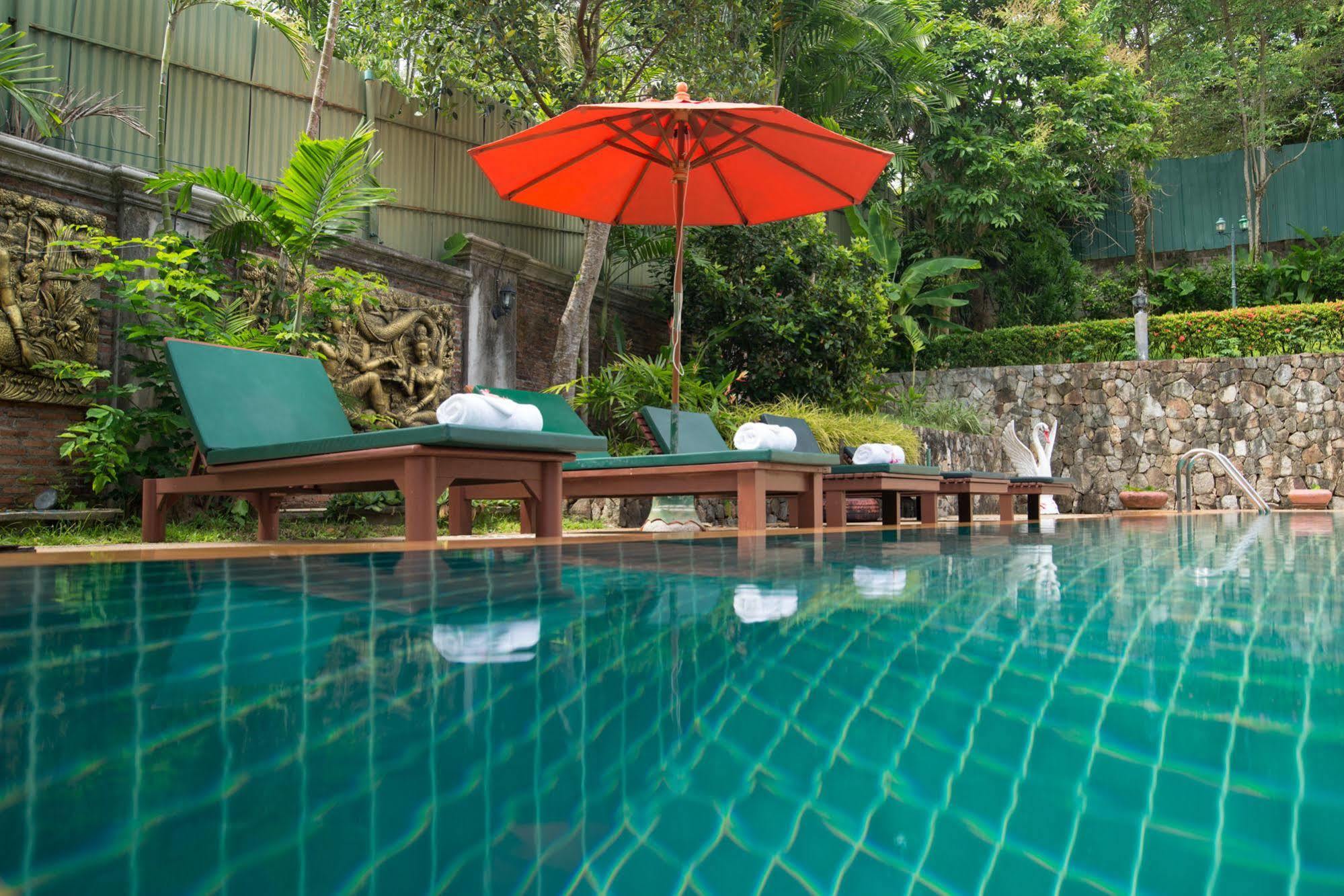Inter House 2* Kata Beach (Phuket)
