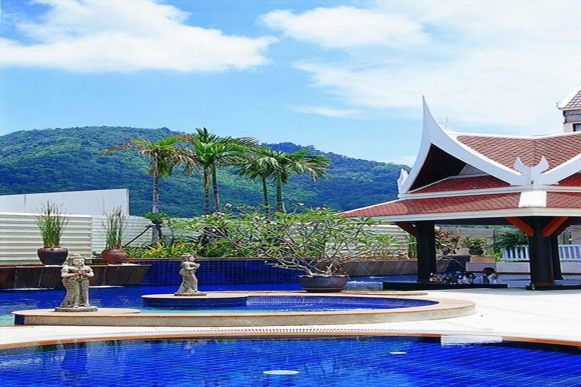 Poolside Sha Kata Beach (Phuket)