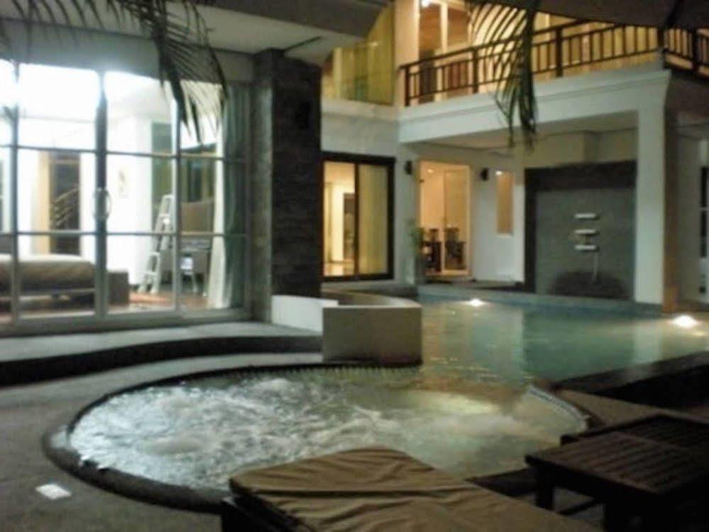 Hotel Solitude 3*