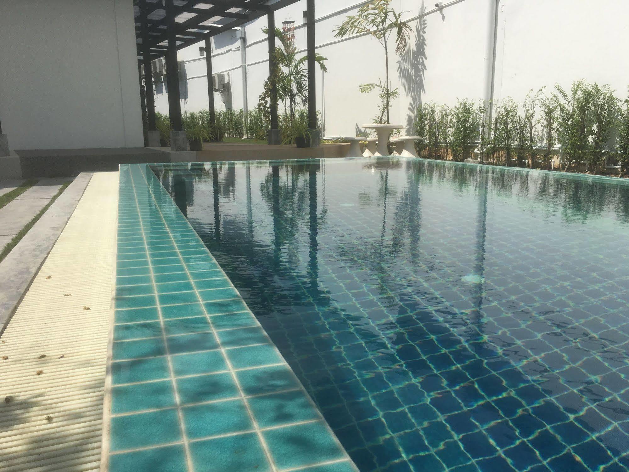 Chillhub Phuket Hostel
