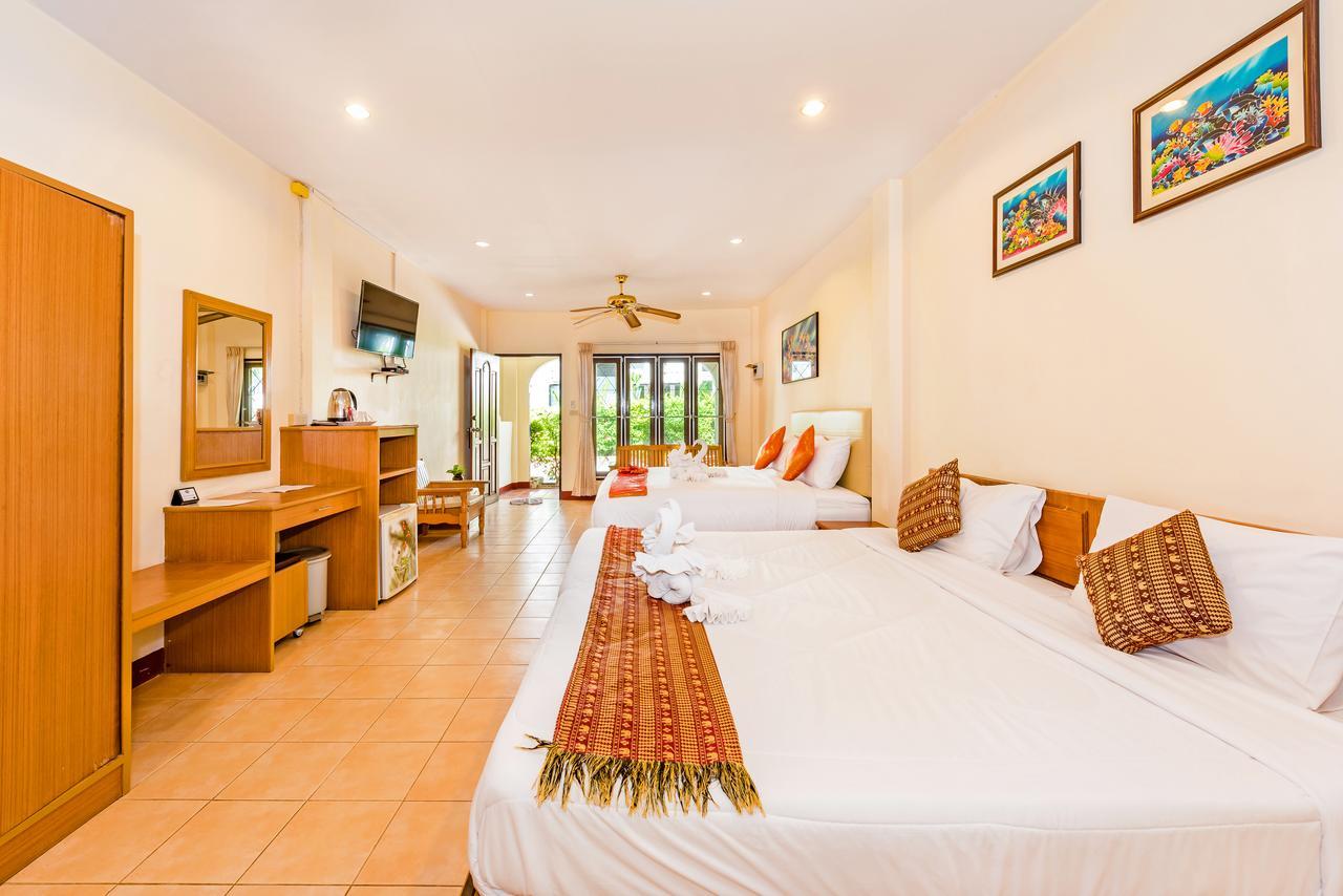 Assada Boutique Phuket Hotel 3*