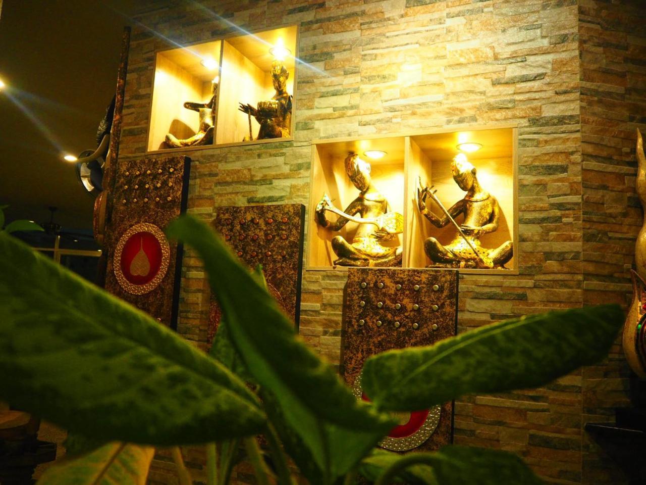 Baan Rosa Bangtao * Pantai Bang Tao