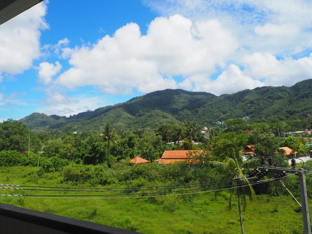 Baan Rosa Bangtao Pangsapuri Pantai Bang Tao