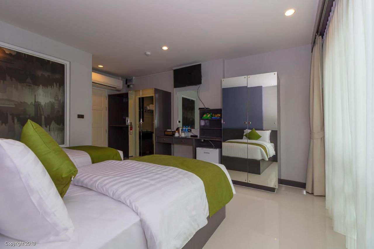 Modern Living Hotel