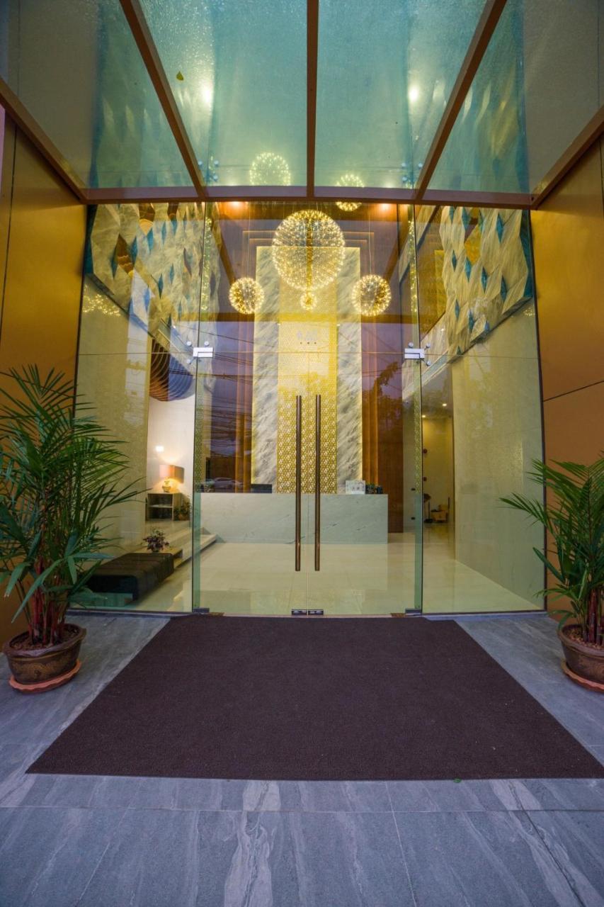 Oceana Phuket Hotel