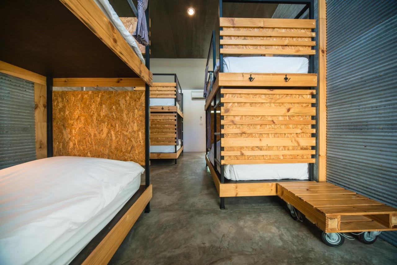 Hostel Chillhub Phuket *