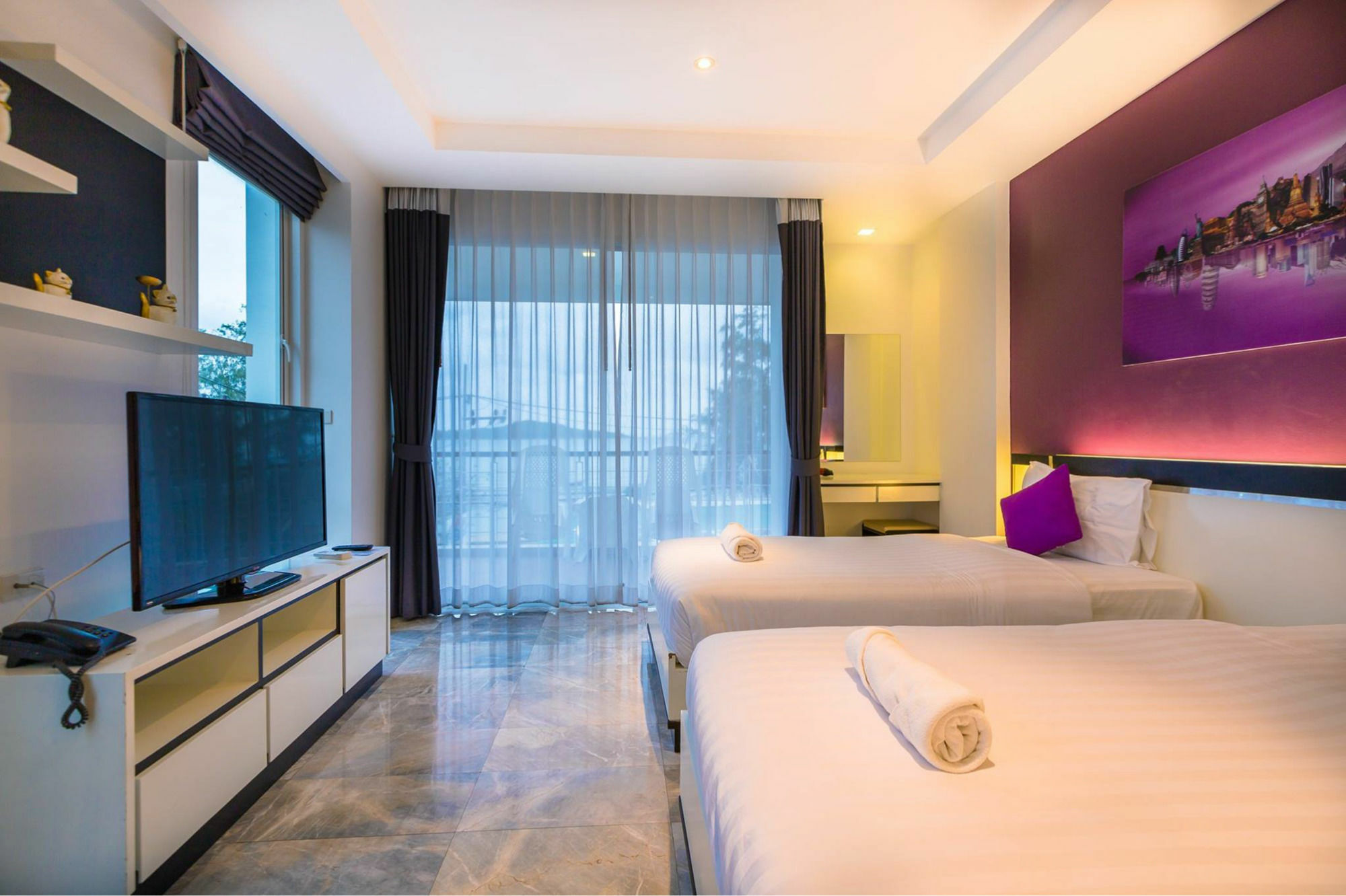 Phuket Seaview Resotel Rawai