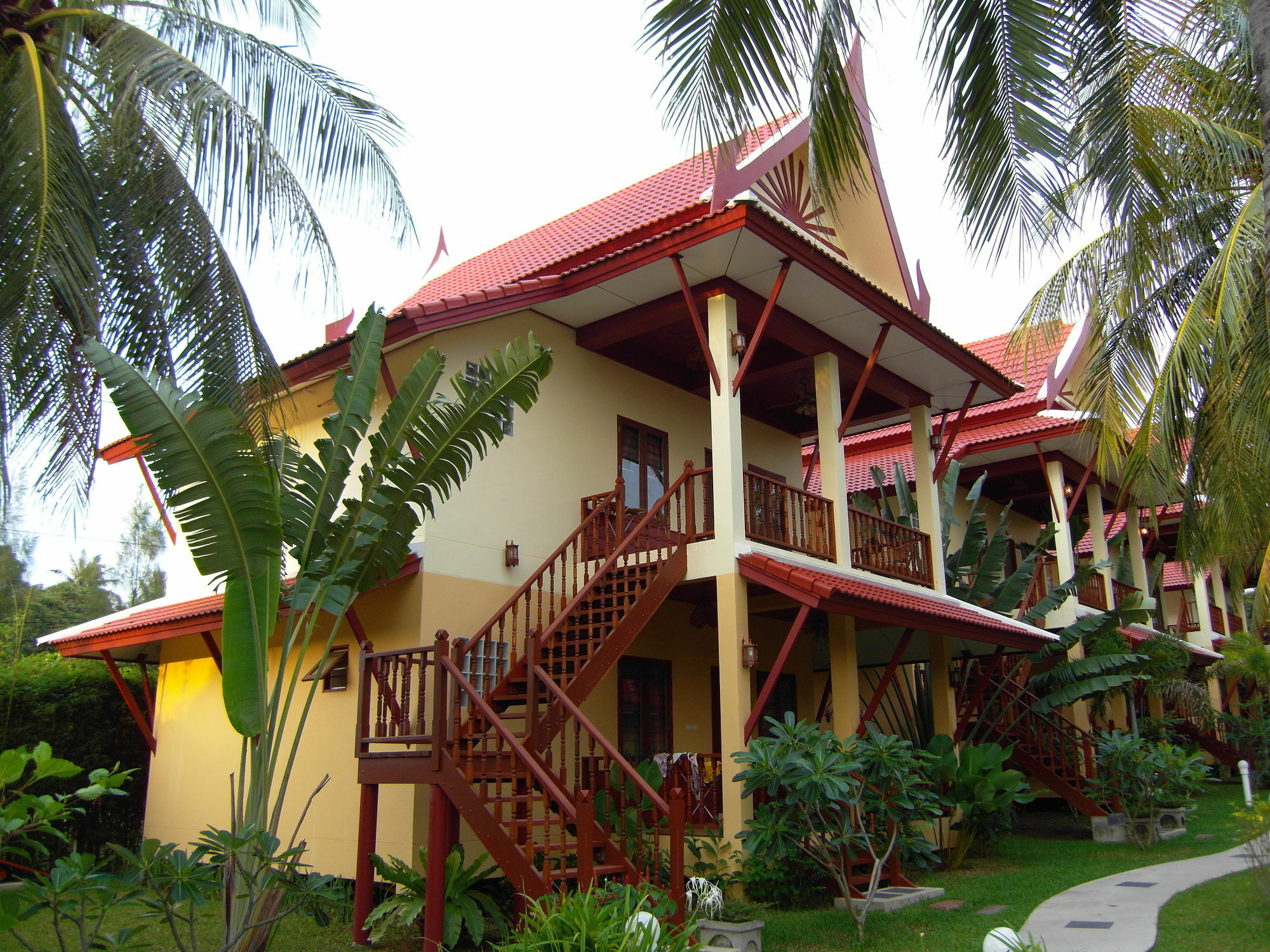 Tempat peranginan Palm Village Rawai