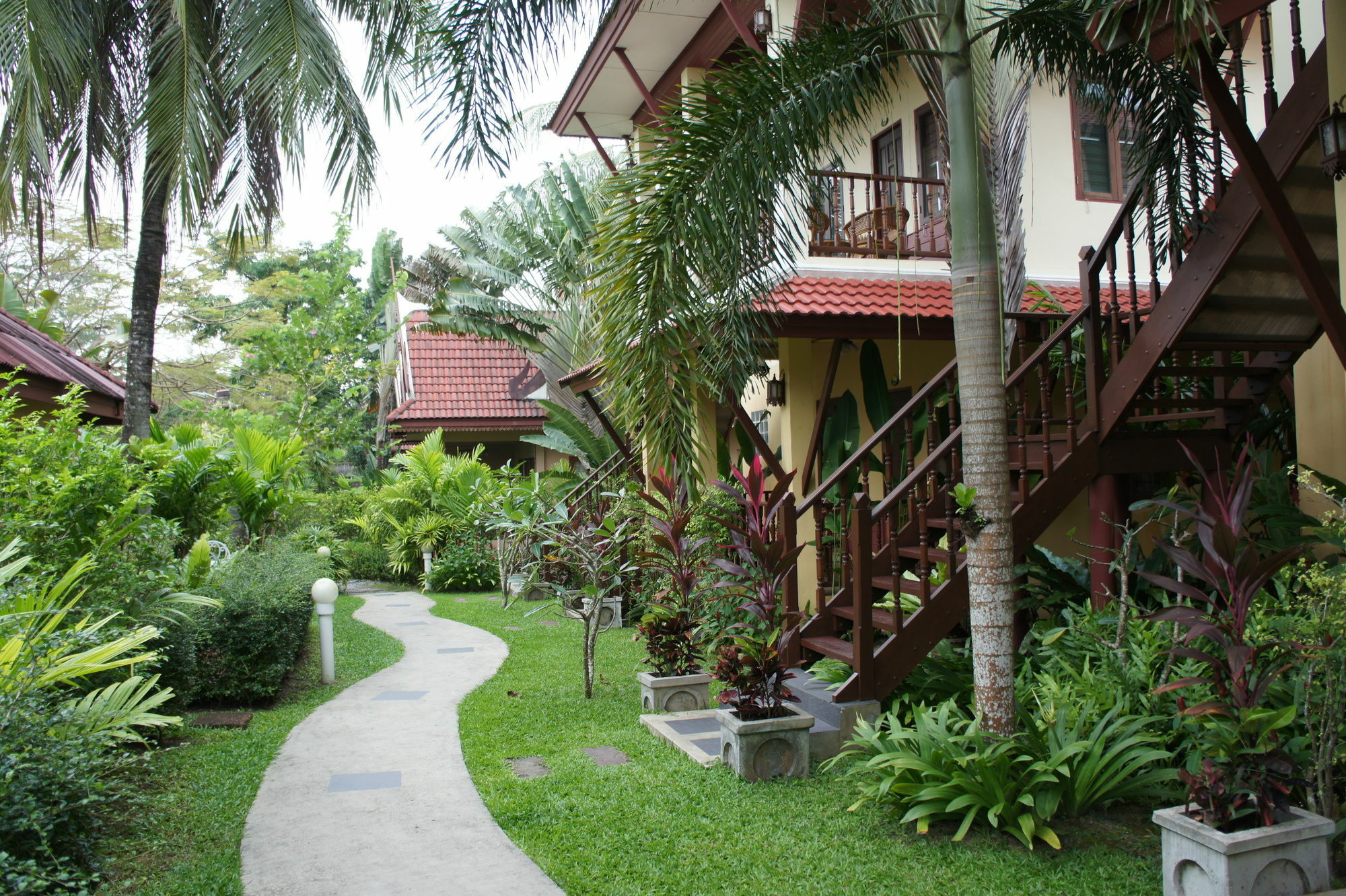 Tempat peranginan Palm Village Rawai