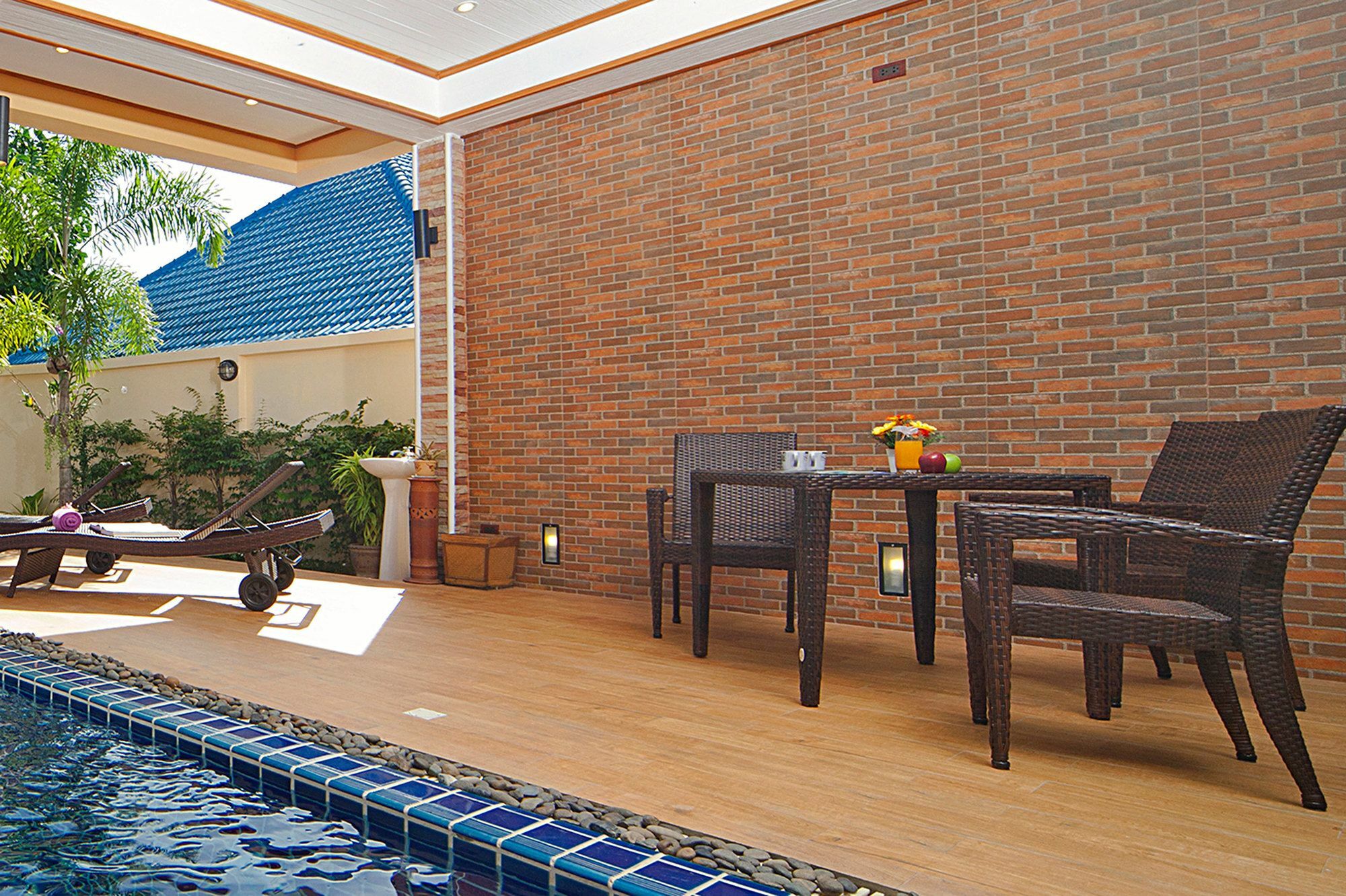 Bangtao Tara Four Villa