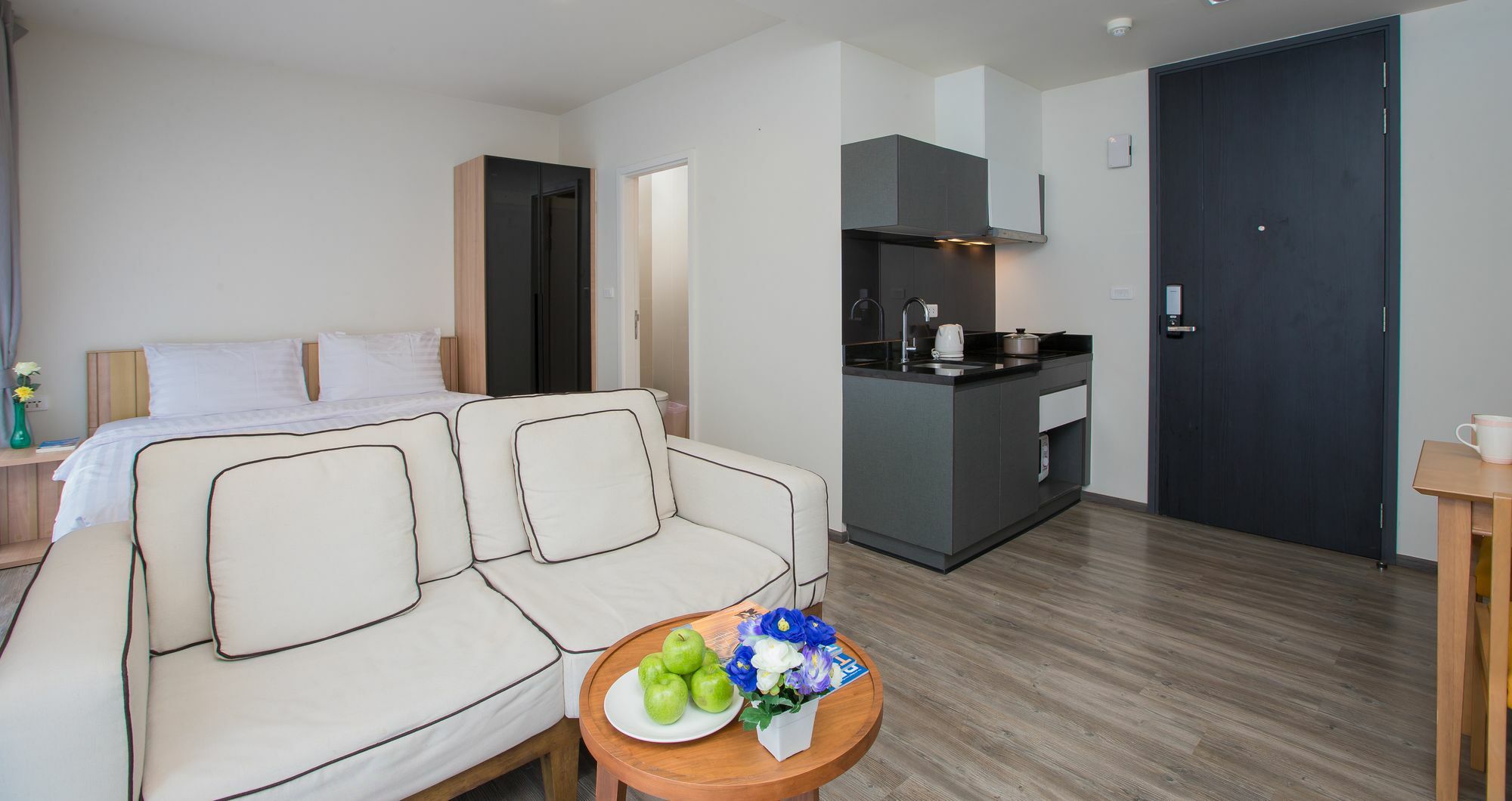 Apartment The Deck By Vip Patong