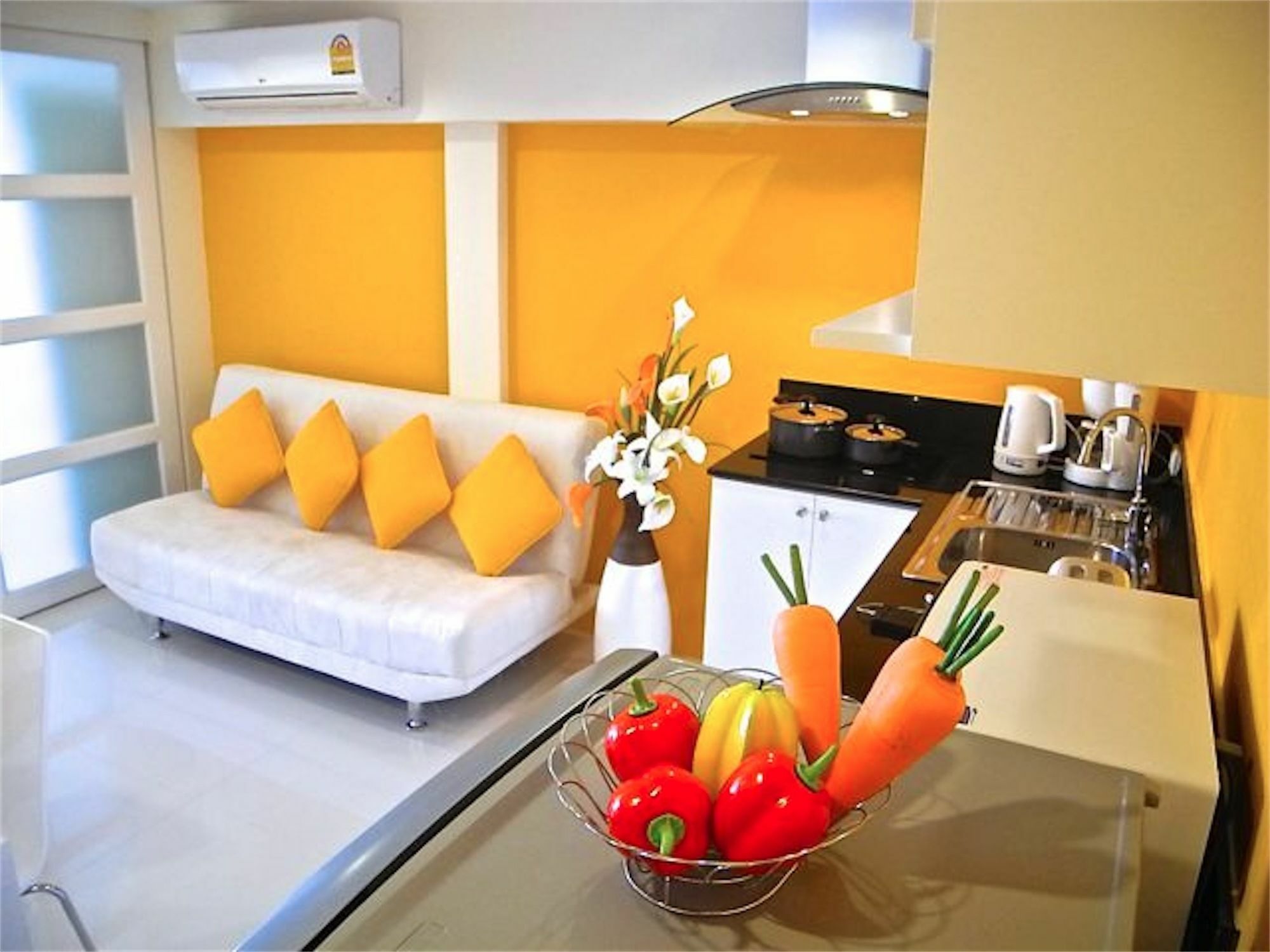 Apartment Plaza 1 Bedroom Modern Strand Kata