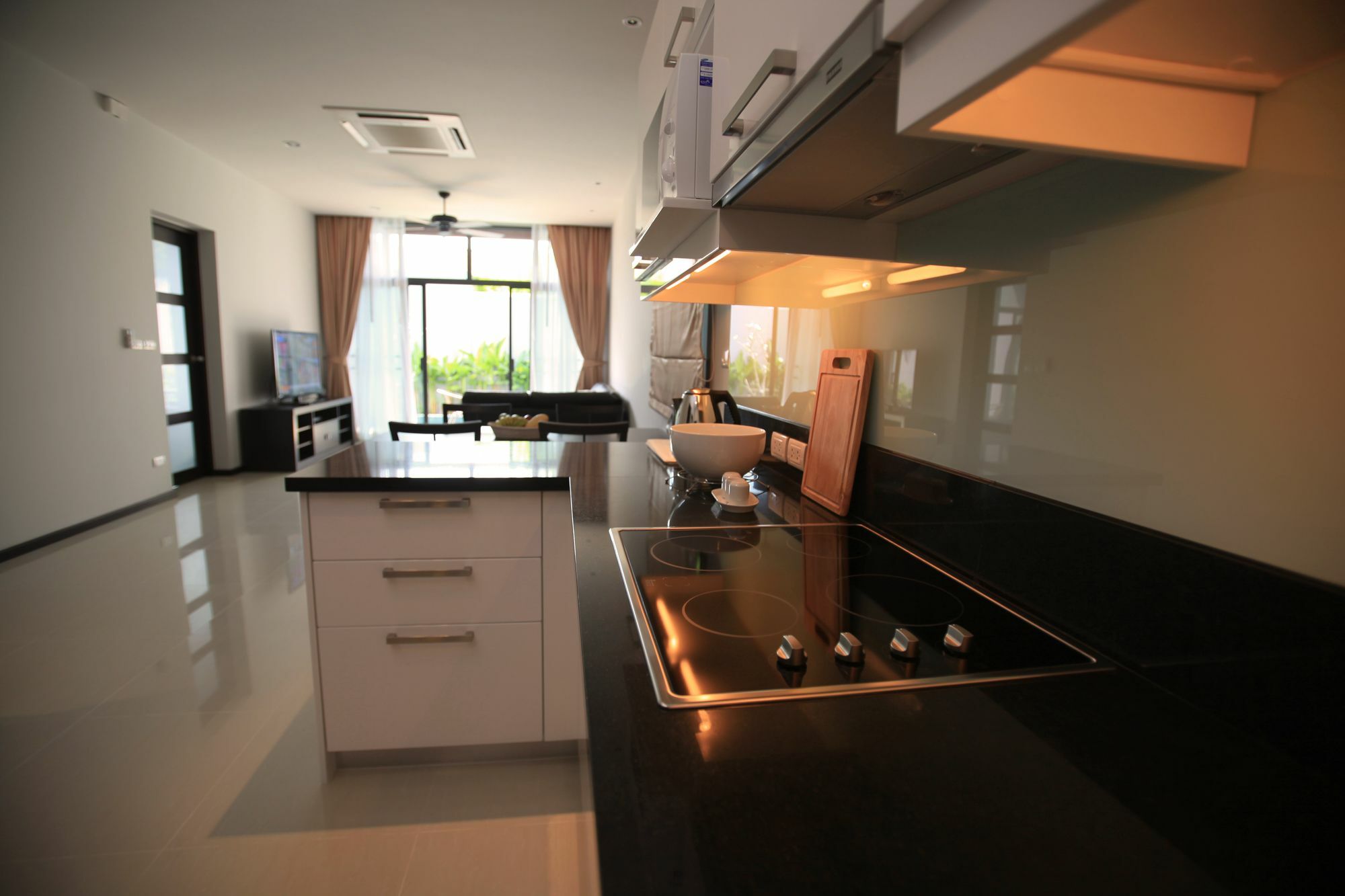 Aru Villa *