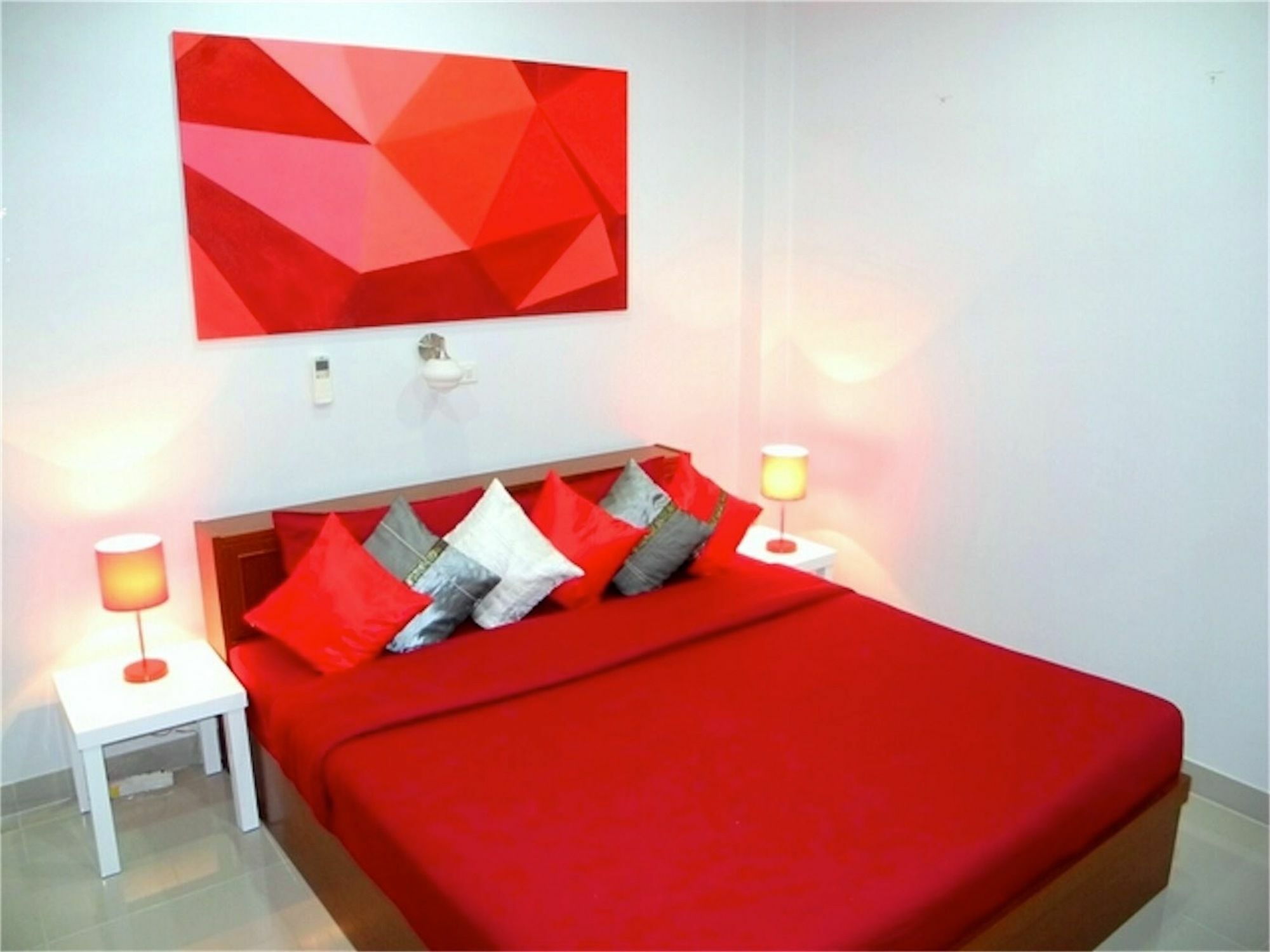 Leaf 1 2 Bedrooms Vila
