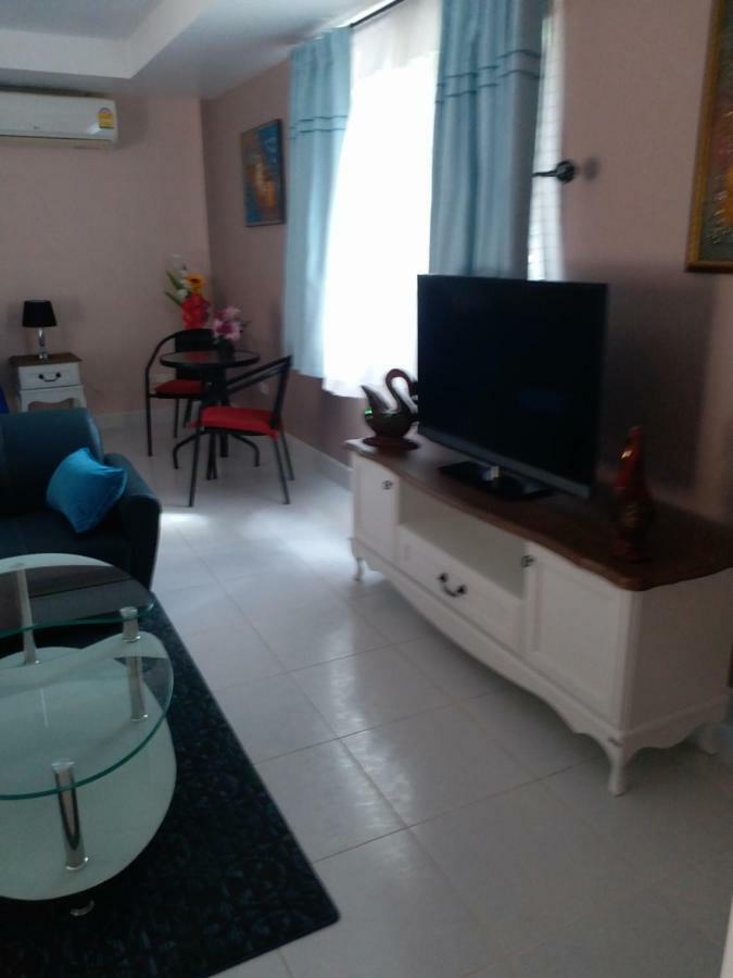 Rumah percutian Chez Nous Phuket *