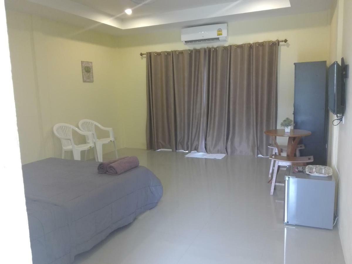 Hasanah Rumah tetamu 2*
