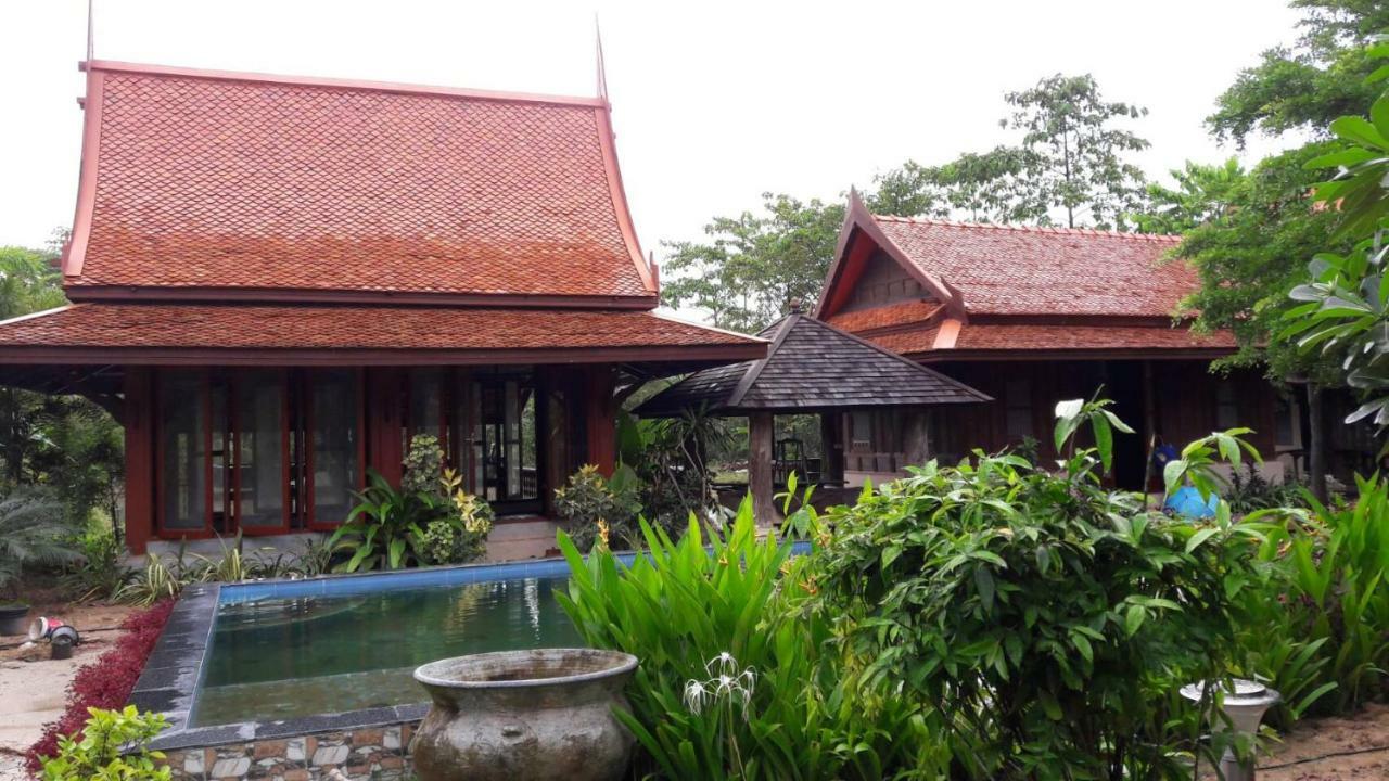 Villa Phuket-thaihouse Thalang