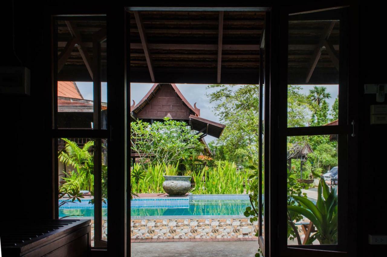 Phuket-thaihouse