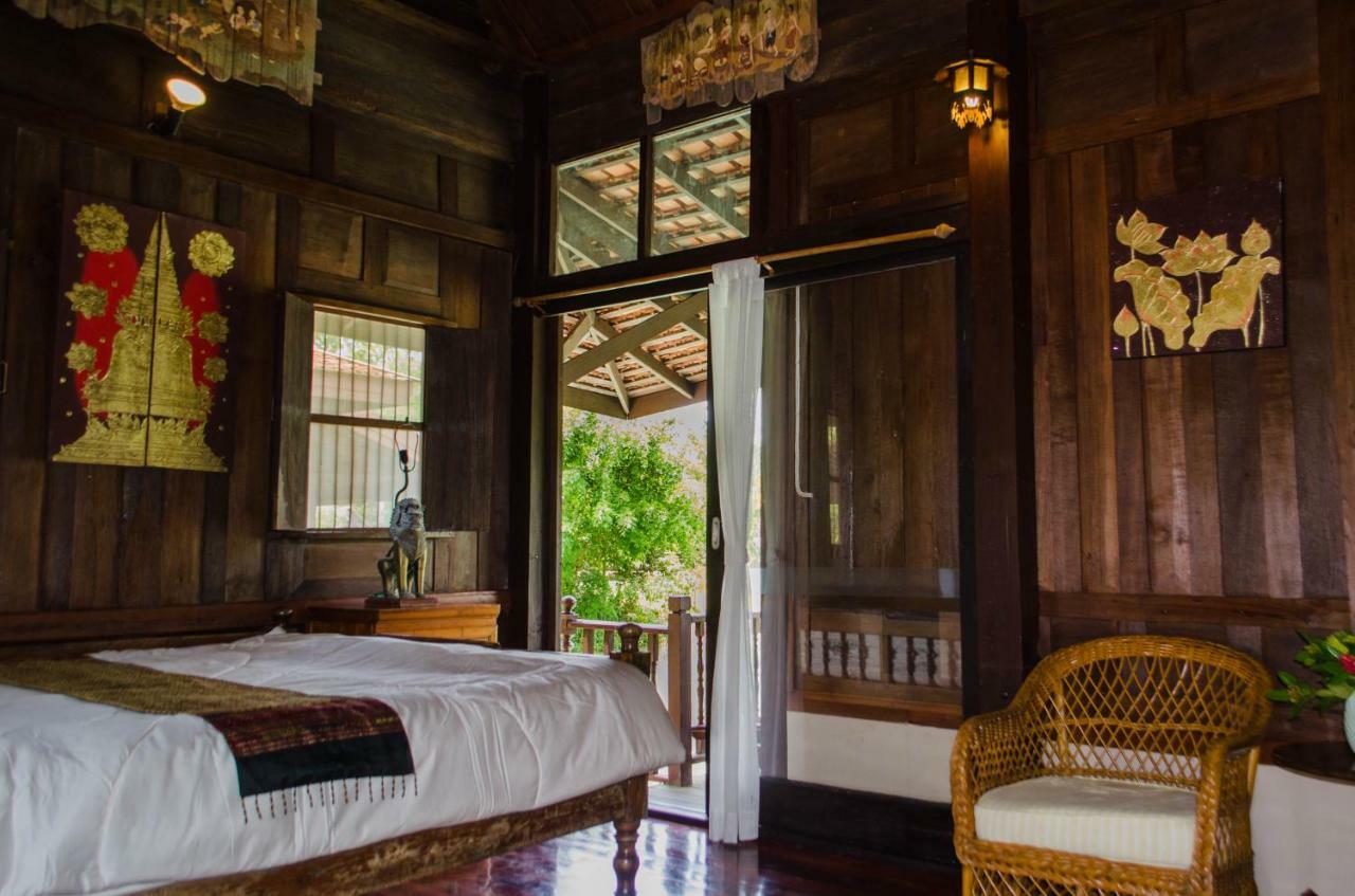 Phuket-thaihouse