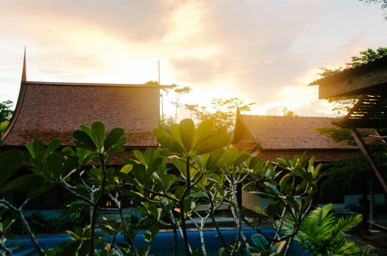 Phuket-thaihouse Villa *