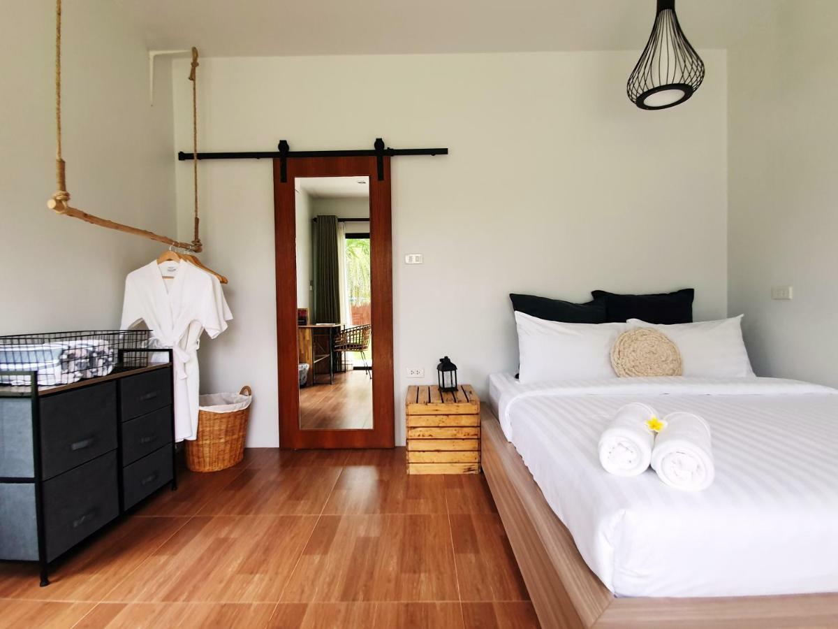 Guest house Coconut Wells Phuket
