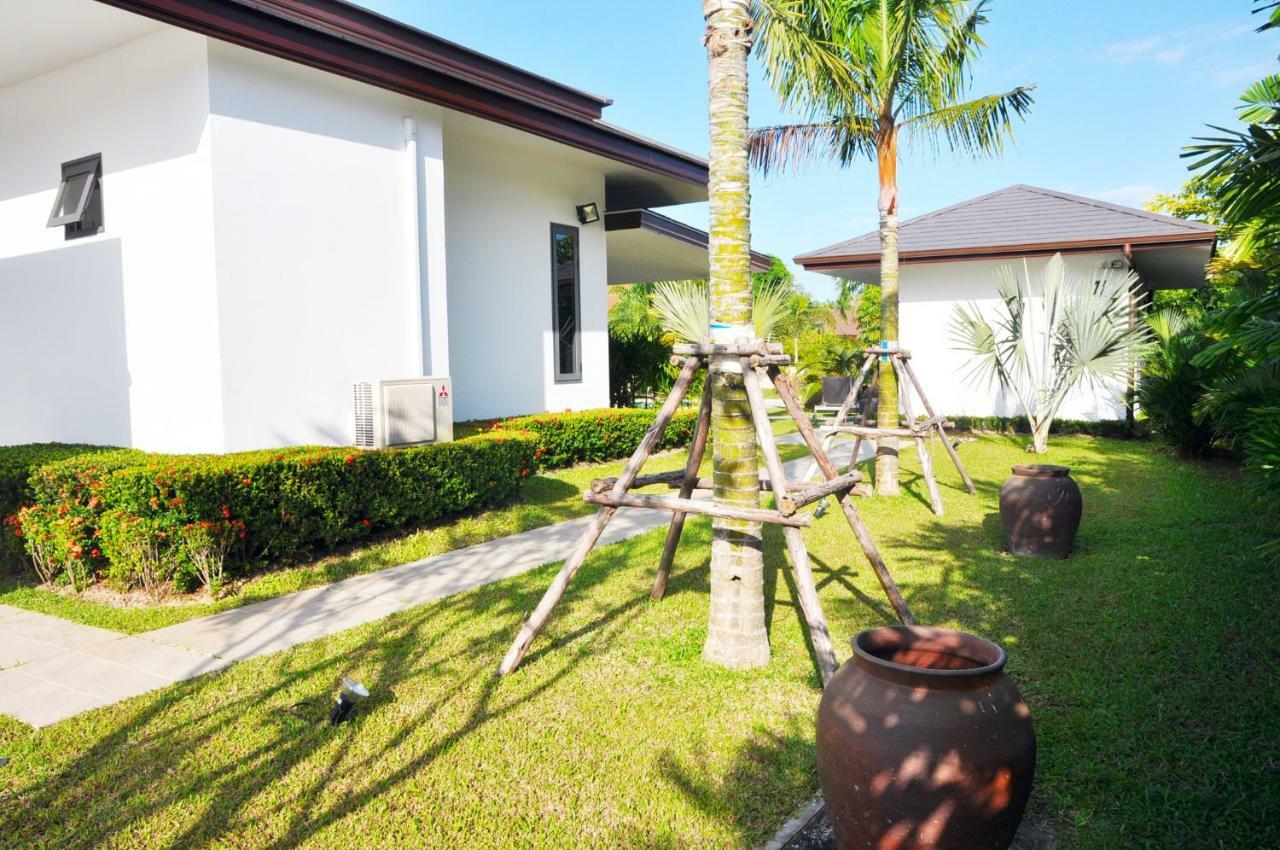 Phuket Private 3 Bedrooms - Lagoon Villa *
